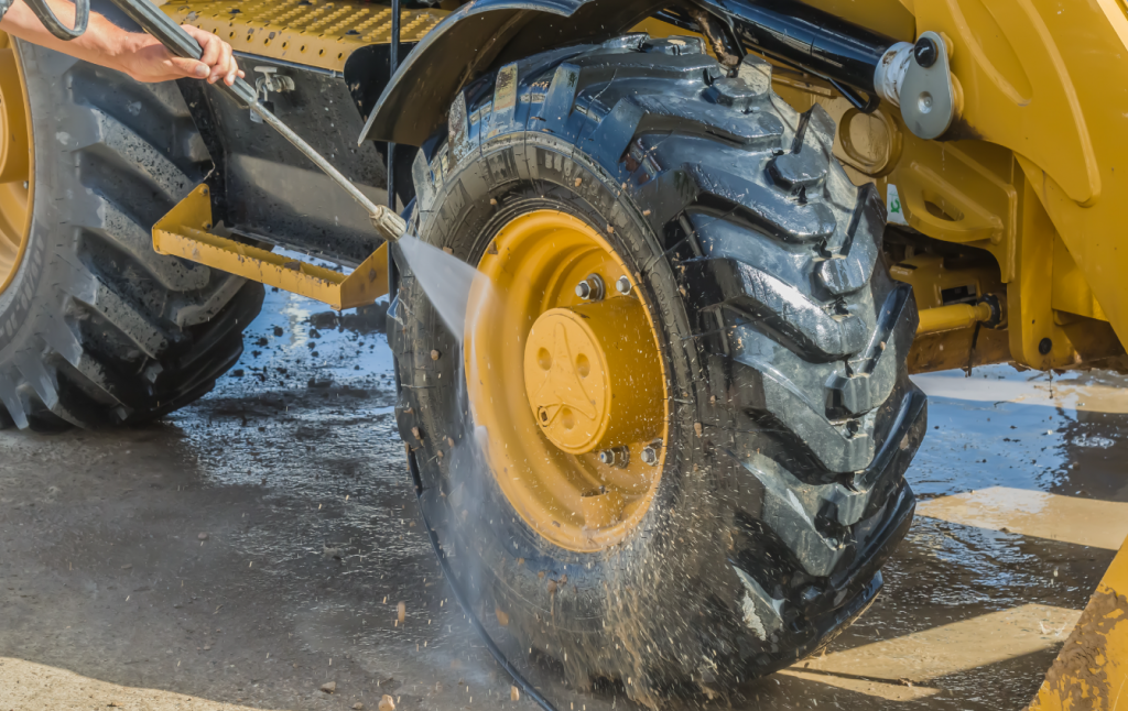 best_heavy_equipment_pressure_washing_services